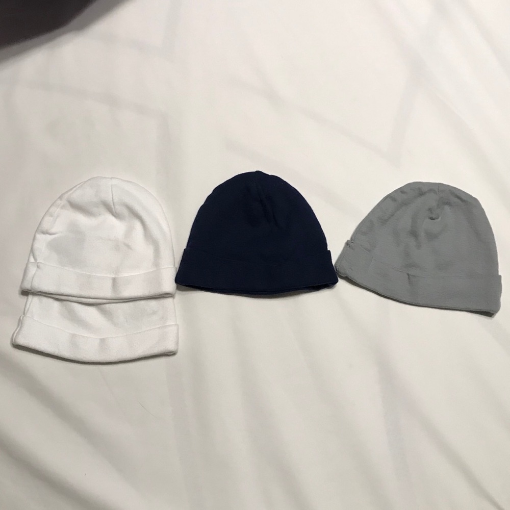 BUNDLE ITEM ONLY— Baby hats
